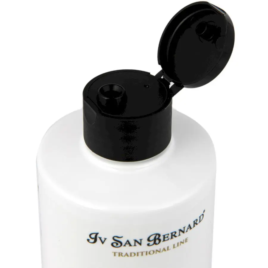 Iv san bernard traditional line banana шампунь для шерсти средней длины 500 мл в интернет-зоомагазине Pets Room